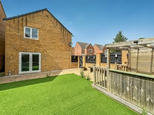 Photo 1- click for photo gallery